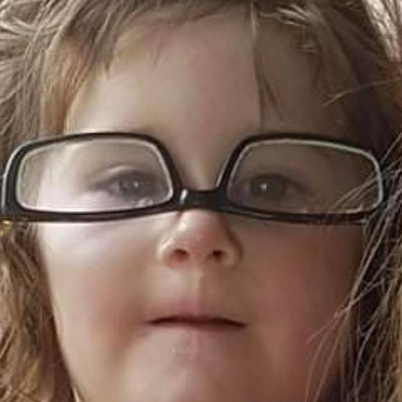 Meet your Posher, Izzy - Picture 1 of 1